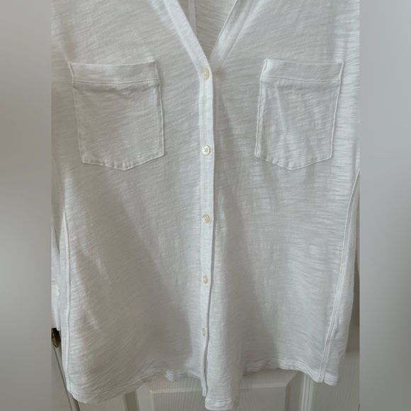 EXPRESS Sz M Sheer Button Down Shirt, ¾ Sleeves, V neck with 2 Sm Front Pockets - Picture 5 of 7